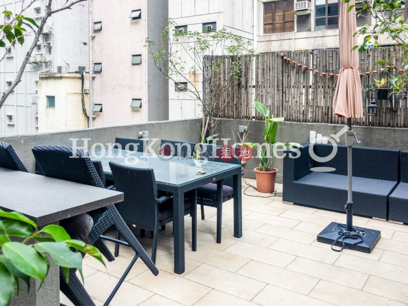 Studio Unit at 14-15 Wo On Lane | For Sale | 14-15 Wo On Lane 和安里14-15號 Sales Listings