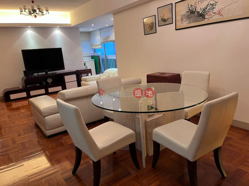 Property Search Hong Kong | OneDay | Residential, Sales Listings Spacious Apartment for Sell -Dragon Court