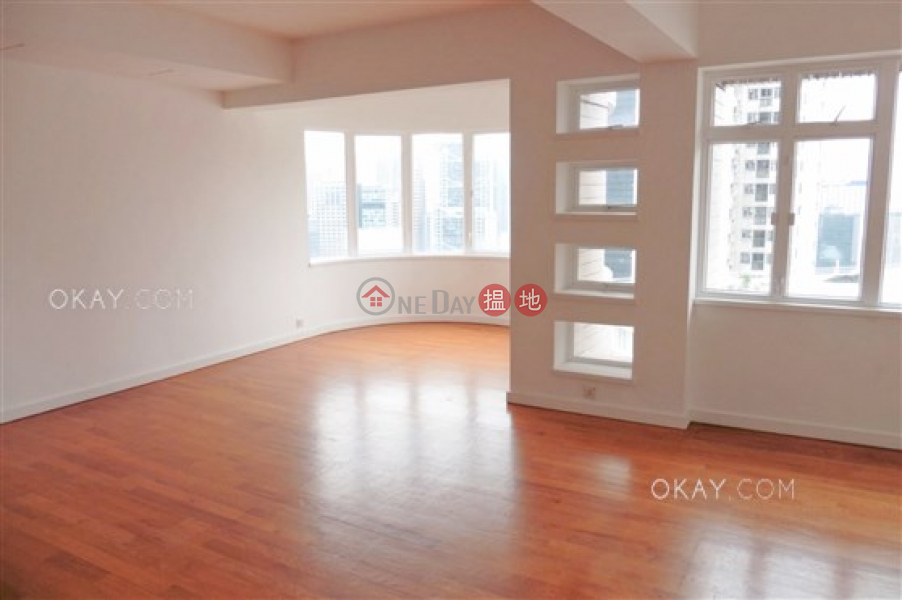 Efficient 3 bedroom with parking | Rental | 6A Bowen Road | Central District | Hong Kong Rental HK$ 75,000/ month