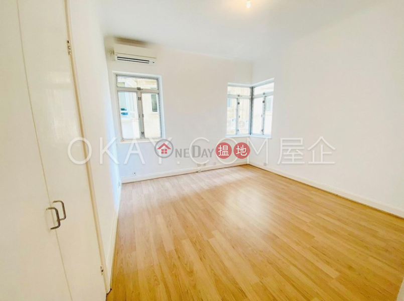 HK$ 42M Grand House Central District, Efficient 3 bedroom with balcony & parking | For Sale