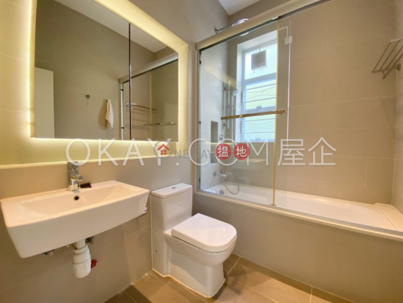 Stylish 3 bedroom with sea views, rooftop & balcony | Rental | Shu Fook Tong 樹福堂 Rental Listings