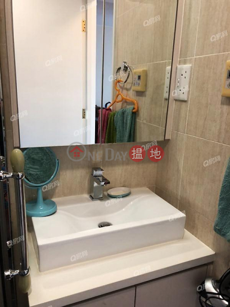 Property Search Hong Kong | OneDay | Residential, Rental Listings Sorrento Phase 1 Block 3 | 2 bedroom High Floor Flat for Rent
