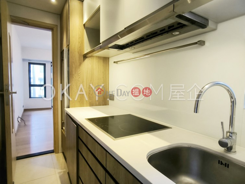 HK$ 26,600/ month, Tagus Residences Wan Chai District Tasteful 2 bedroom with balcony | Rental