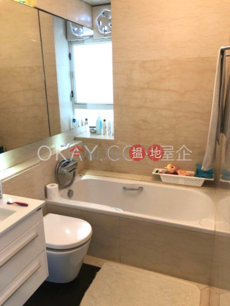 3房2廁,實用率高,星級會所,露台愉景灣 3期 寶峰 寶琳閣出售單位|愉景灣 3期 寶峰 寶琳閣(Discovery Bay, Phase 3 Parkvale Village, Woodland Court)出售樓盤 (OKAY-S300893)