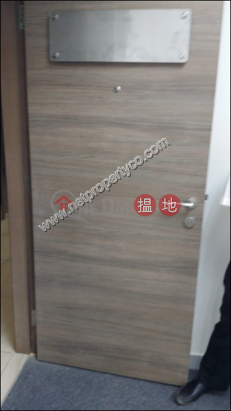 HK$ 10,070/ month | The L.Plaza, Western District Office for rent in Sheung Wan