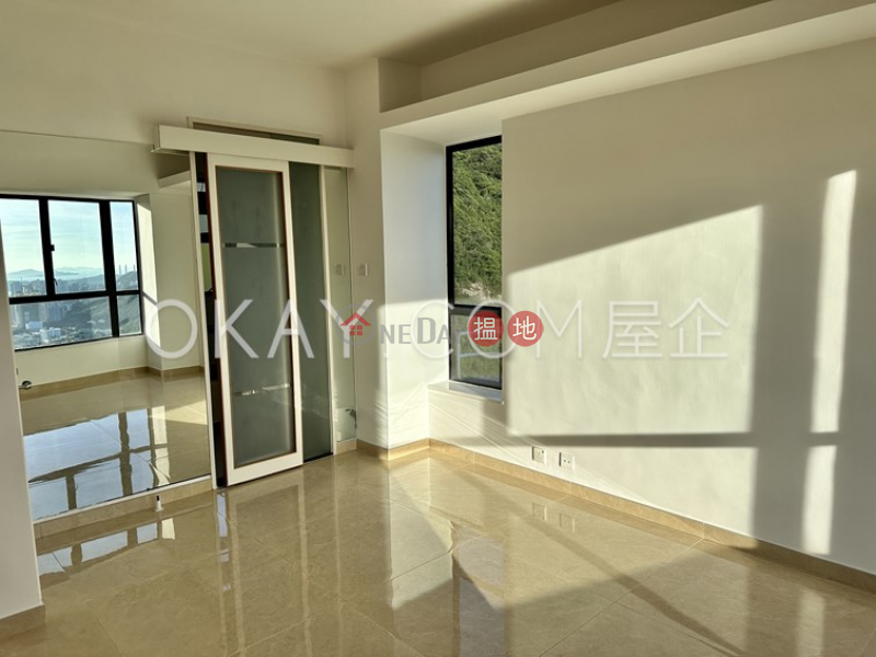 HK$ 55,000/ month | The Brentwood | Southern District, Lovely 3 bedroom on high floor with sea views & balcony | Rental