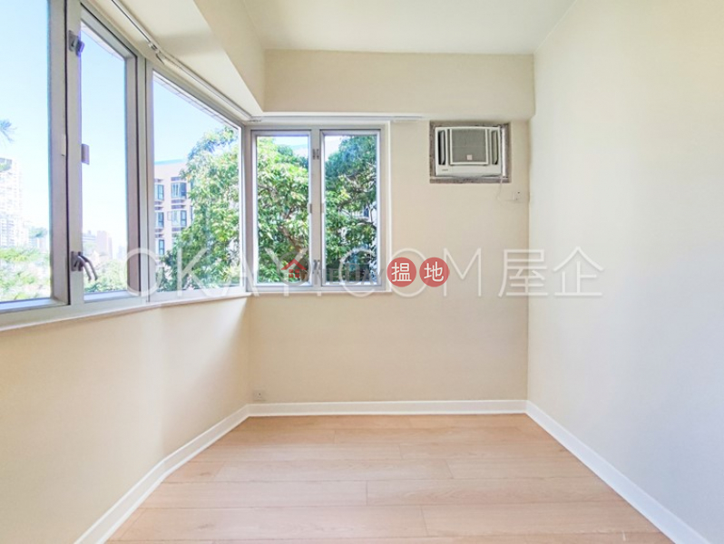 HK$ 34,500/ month | Block A Grandview Tower, Eastern District | Stylish 3 bedroom with parking | Rental