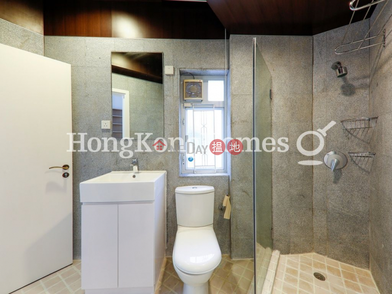 Property Search Hong Kong | OneDay | Residential | Rental Listings 3 Bedroom Family Unit for Rent at 2 Monmouth Terrace