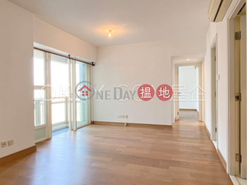 Rare 3 bedroom on high floor with balcony | Rental | Centrestage 聚賢居 _0