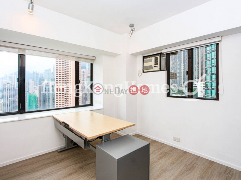Property Search Hong Kong | OneDay | Residential Rental Listings 3 Bedroom Family Unit for Rent at Robinson Heights