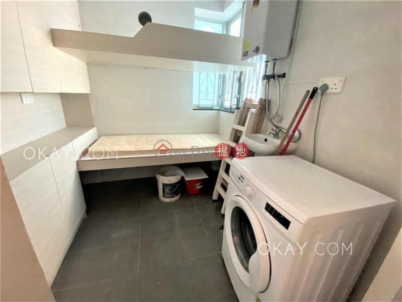 HK$ 43,000/ month | Sham Wan Towers Block 2 Southern District Stylish 3 bedroom on high floor with sea views | Rental