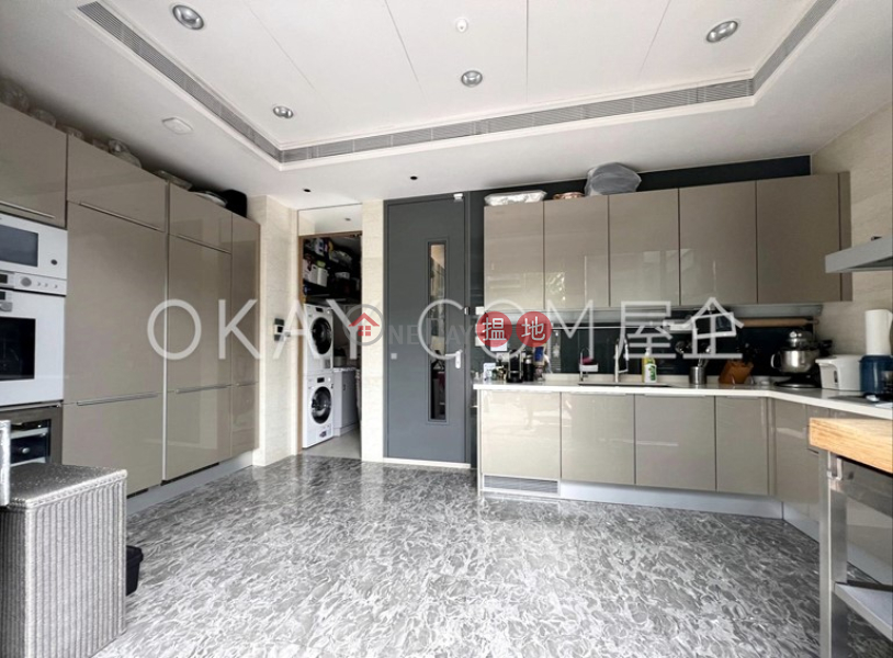 HK$ 36.5M Valais Kwu Tung | Unique house with rooftop & parking | For Sale