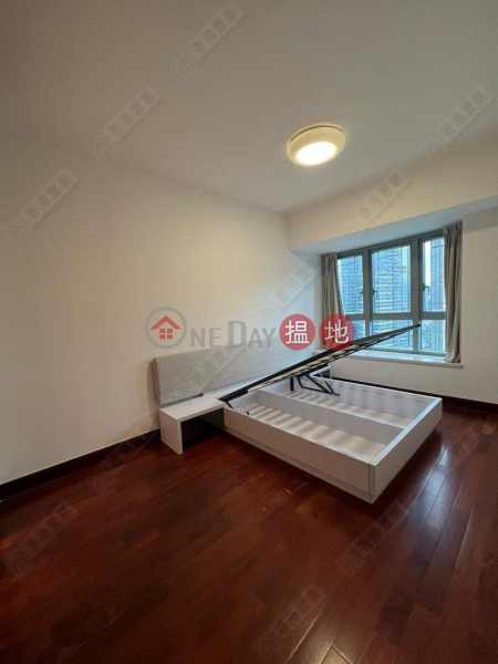 Two bedrooms, one suite, and one study in The Harbourside | 1 Austin Road West | Yau Tsim Mong Hong Kong Sales HK$ 23M