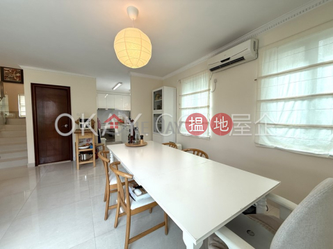 Generous house on high floor with rooftop & balcony | For Sale | Kai Ham Tsuen 界咸村 _0