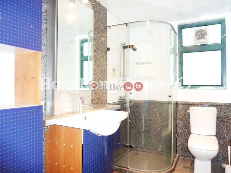 3 Bedroom Family Unit for Rent at 80 Robinson Road | 80 Robinson Road 羅便臣道80號 Rental Listings