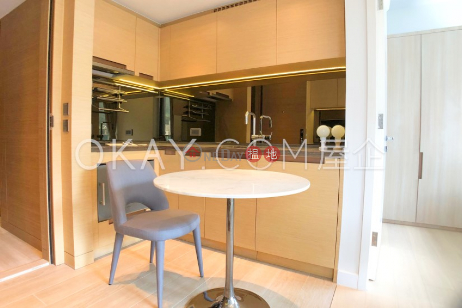 HK$ 25,000/ month, 8 Mui Hing Street Wan Chai District, Unique 1 bedroom on high floor with balcony | Rental
