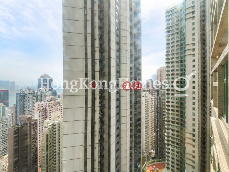 Property Search Hong Kong | OneDay | Residential Rental Listings | 3 Bedroom Family Unit for Rent at Robinson Place