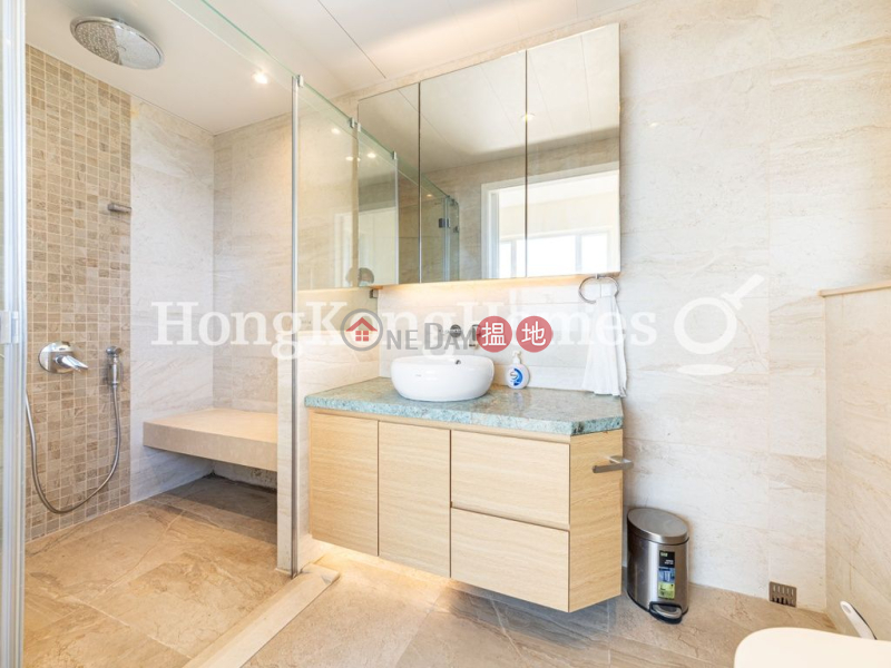 2 Bedroom Unit for Rent at Vivian Court, 18-22 Mount Kellett Road | Central District Hong Kong | Rental | HK$ 78,000/ month