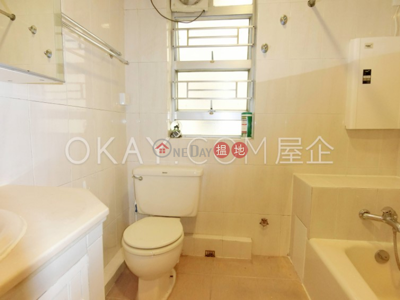 Popular 3 bedroom in Mid-levels West | For Sale | Sung Ling Mansion 崇寧大廈 Sales Listings