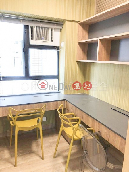 HK$ 35,000/ month Robinson Heights | Western District Rare 3 bedroom on high floor | Rental