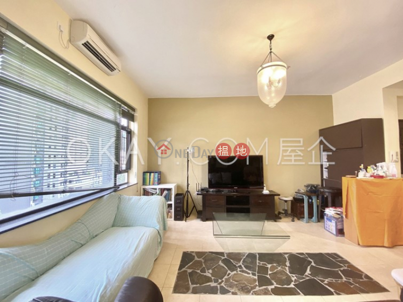 Charming 3 bedroom on high floor with parking | For Sale | 4A-4D Wang Fung Terrace 宏豐臺4A-4D 號 Sales Listings