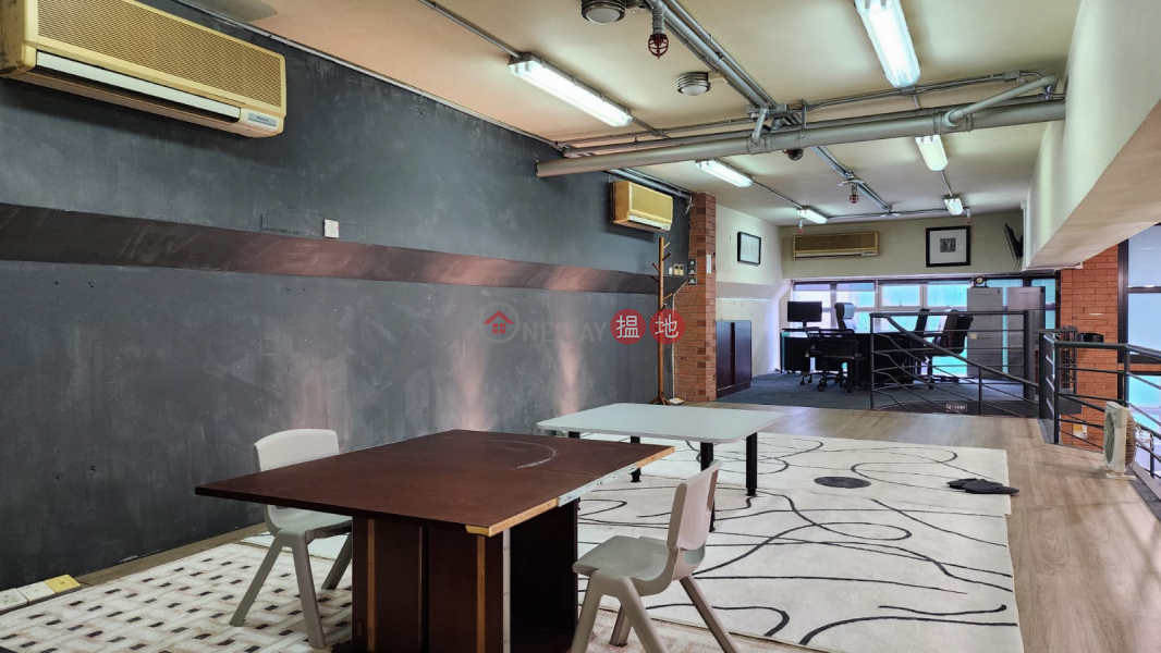 HK$ 35,000/ month, Cheung Fung Industrial Building Tsuen Wan, Tsuen Wan Cheung Fung Industrial Building Practical and well-decorated brand-name industrial building extra-high floor ready-to-rent