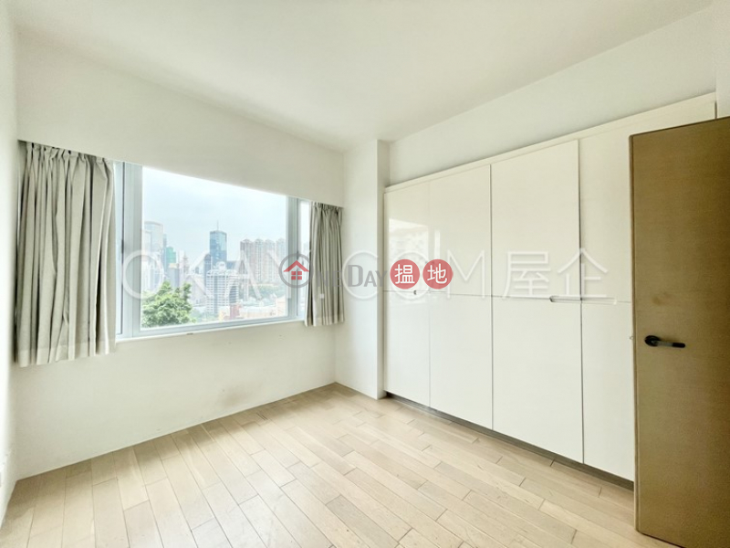 Lovely 2 bedroom with balcony & parking | For Sale | Golden Fair Mansion 金輝大廈 Sales Listings