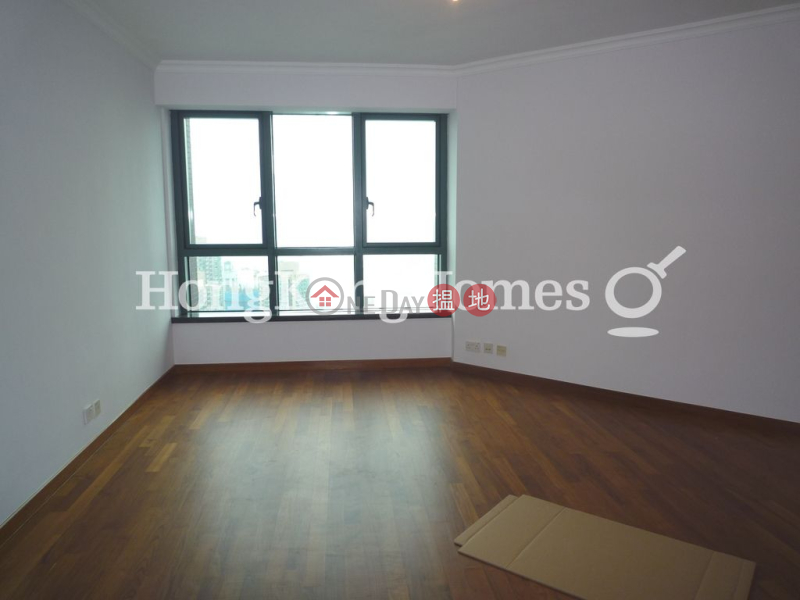 3 Bedroom Family Unit for Rent at 80 Robinson Road | 80 Robinson Road 羅便臣道80號 Rental Listings