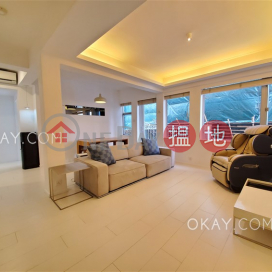 Rare 2 bedroom with balcony | Rental, Riviera Mansion 海濱大廈 | Wan Chai District (OKAY-R51892)_0