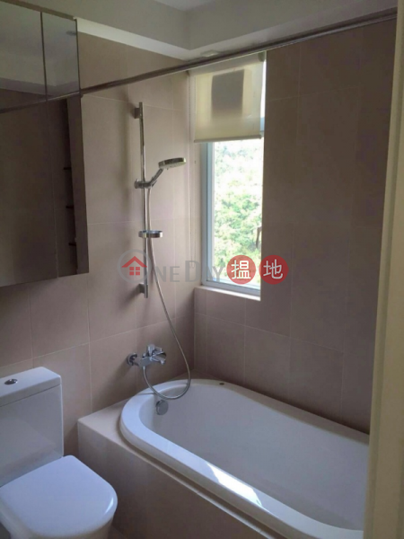 3 Bedroom Family Flat for Rent in Pok Fu Lam, 60-62 Mount Davis Road | Western District Hong Kong Rental, HK$ 90,000/ month