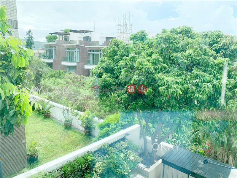 Luxurious 2 bedroom with parking | For Sale | Stanford Villa Block 3 旭逸居3座 Sales Listings
