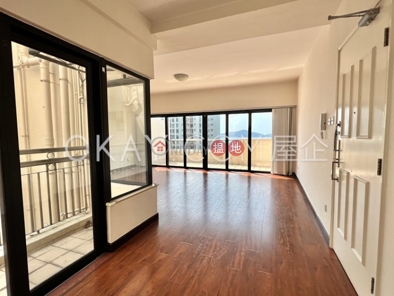 Luxurious 3 bed on high floor with sea views & rooftop | Rental | Discovery Bay, Phase 4 Peninsula Vl Crestmont, 49 Caperidge Drive 愉景灣 4期蘅峰倚濤軒 蘅欣徑49號 Rental Listings