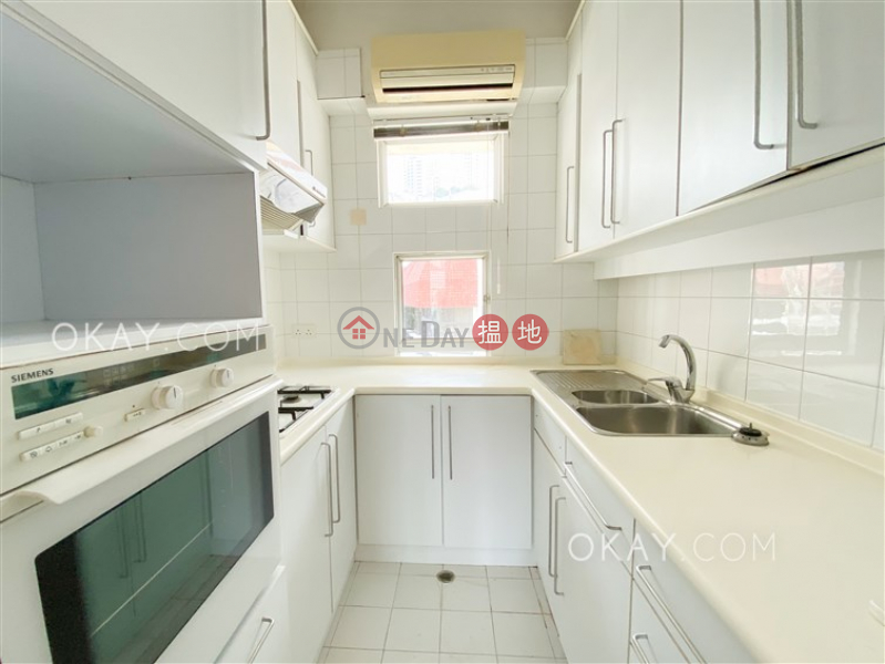 Efficient 3 bedroom with rooftop & parking | For Sale | BLOCK B CHERRY COURT 昌麗閣B座 Sales Listings