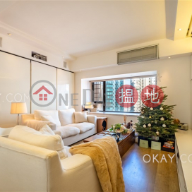 Lovely 3 bedroom in Wan Chai | For Sale, Monmouth Place 萬信臺 | Wan Chai District (OKAY-S83644)_0