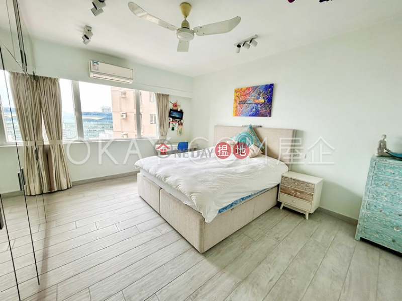 HK$ 60,000/ month Block 45-48 Baguio Villa | Western District Unique 3 bedroom with balcony & parking | Rental