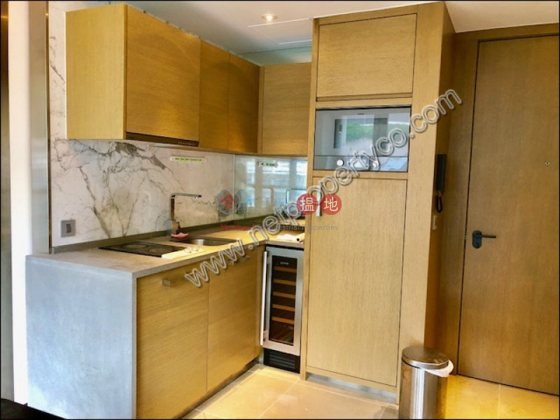 Apartment for Rent in Kennedy Town, 8-12 South Lane | Western District Hong Kong | Rental HK$ 24,000/ month