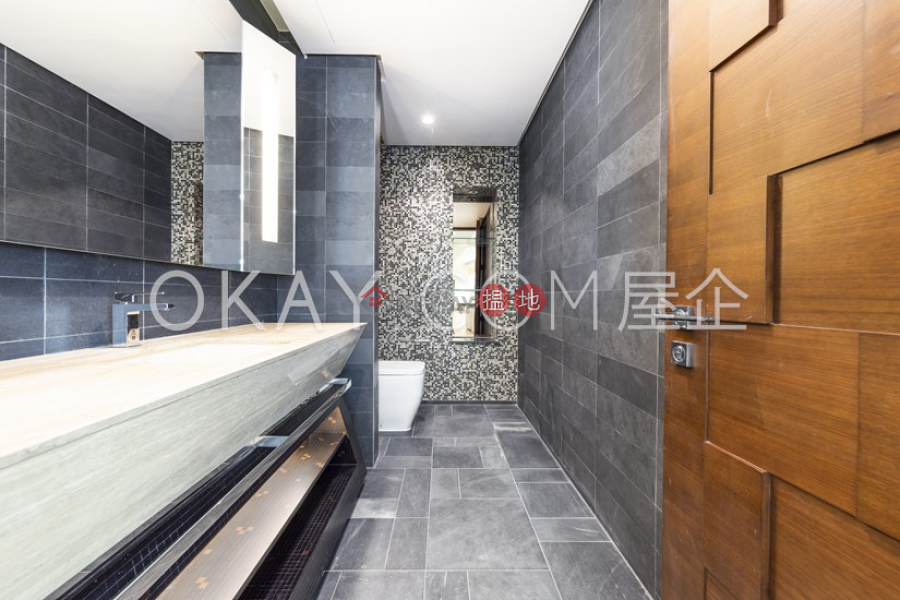 Stylish 5 bedroom on high floor with parking | Rental 129 Repulse Bay Road | Southern District Hong Kong Rental, HK$ 300,000/ month