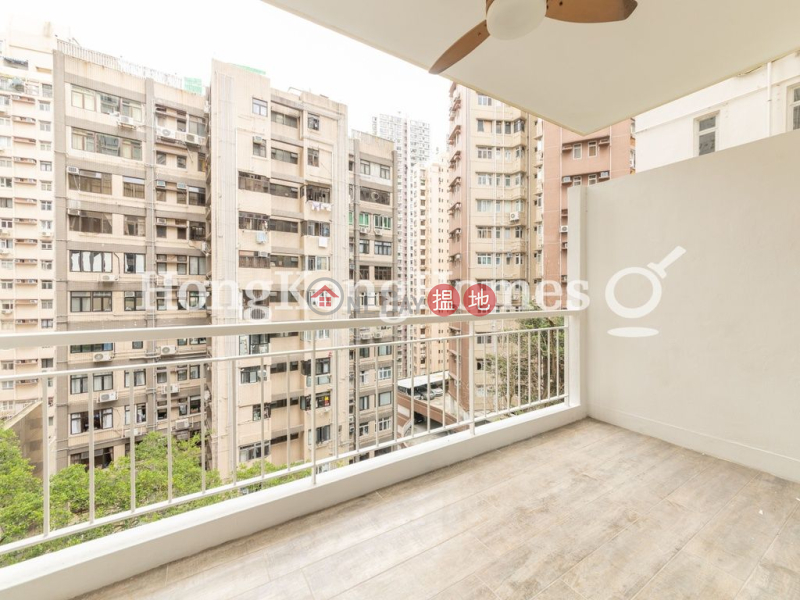 3 Bedroom Family Unit for Rent at Emerald Court | Emerald Court 翡翠樓 Rental Listings