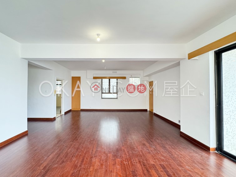 Tasteful 3 bedroom with balcony & parking | Rental | The Crescent Block A 仁禮花園 A座 Rental Listings