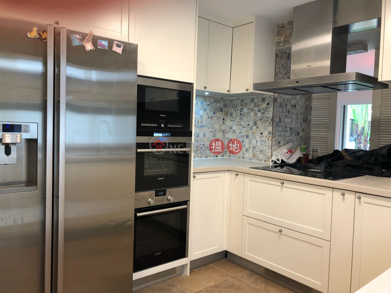 HK$ 20M House 5 Venice Villa | Sai Kung | Very Convenient 4 Bed House & Pool