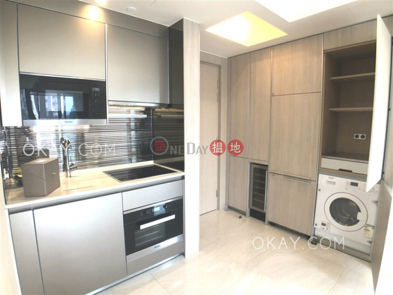 HK$ 35,000/ month King\'s Hill Western District Rare 2 bedroom on high floor with balcony | Rental