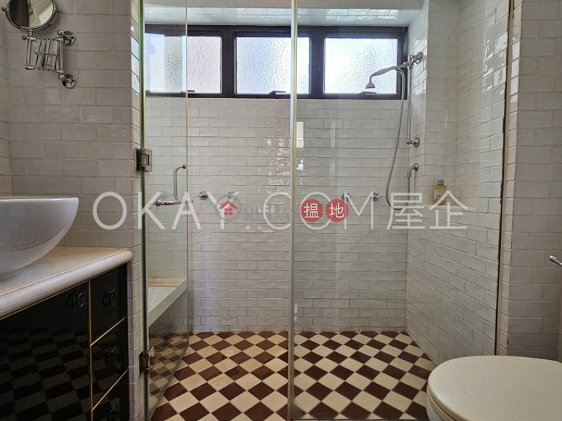 Rare 2 bedroom on high floor with rooftop | Rental | Wah Shin House 華善樓 Rental Listings