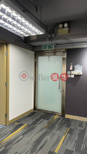 HK$ 46,000/ month SPA Centre Wan Chai District TEL: 98755238