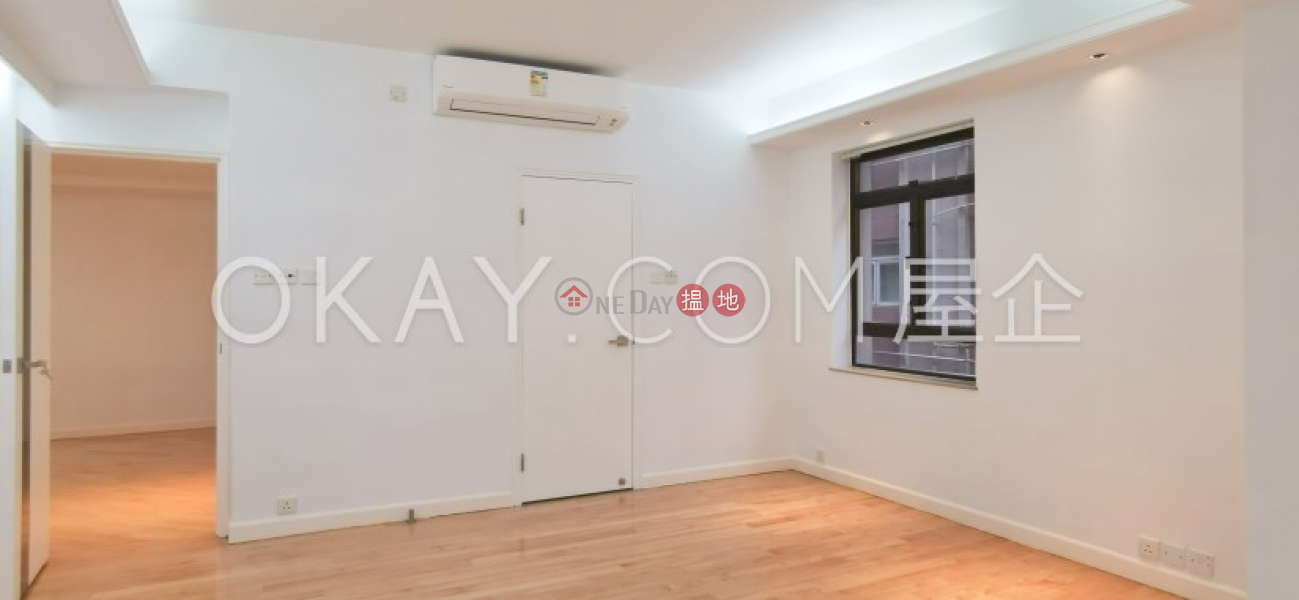 HK$ 17.9M Hyde Park Mansion Wan Chai District Elegant 3 bedroom with balcony | For Sale
