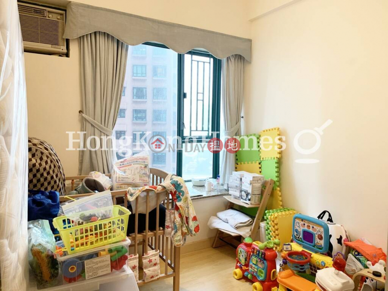 3 Bedroom Family Unit at Hillsborough Court | For Sale, 18 Old Peak Road | Central District Hong Kong | Sales HK$ 42M