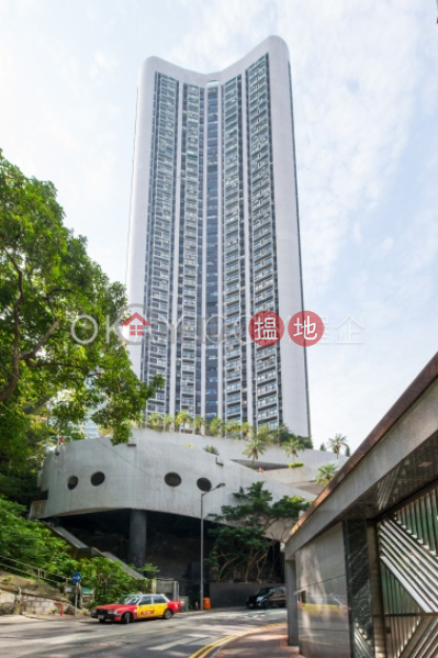 HK$ 78,000/ month | Birchwood Place, Central District, Beautiful 3 bed on high floor with sea views & parking | Rental