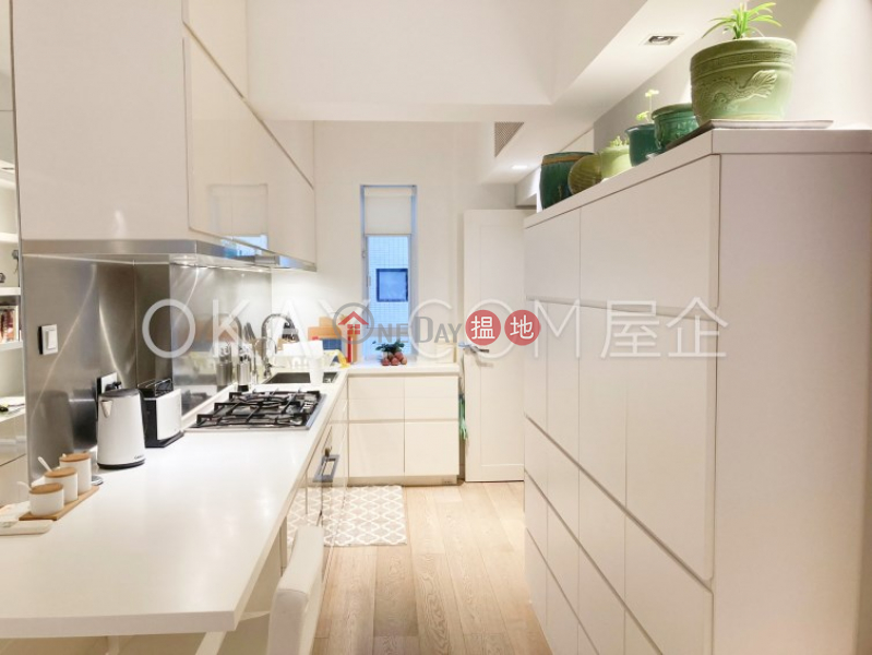 HK$ 52,000/ month, Moon Fair Mansion | Wan Chai District, Elegant 2 bedroom with parking | Rental