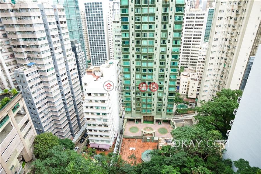 Gorgeous 3 bedroom in Wan Chai | Rental, Royal Court 皇朝閣 Rental Listings | Wan Chai District (OKAY-R10700)