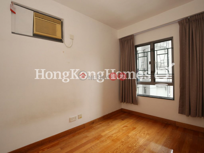 HK$ 32,000/ month, Hollywood Terrace Central District 3 Bedroom Family Unit for Rent at Hollywood Terrace