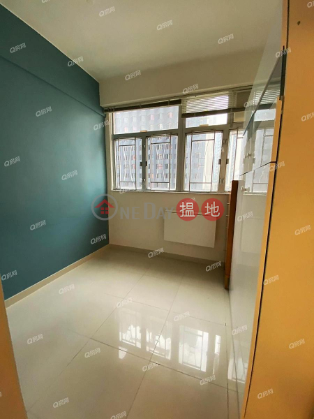 Wharf Mansion | 2 bedroom Mid Floor Flat for Rent | 128-132 Wharf Road | Eastern District | Hong Kong | Rental, HK$ 16,800/ month